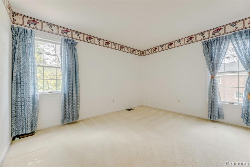 3597 Old Farm Lane