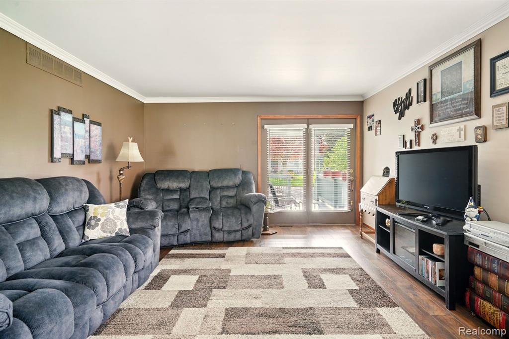 4466 Colony Court