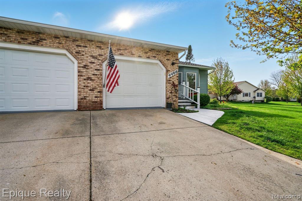 4466 Colony Court