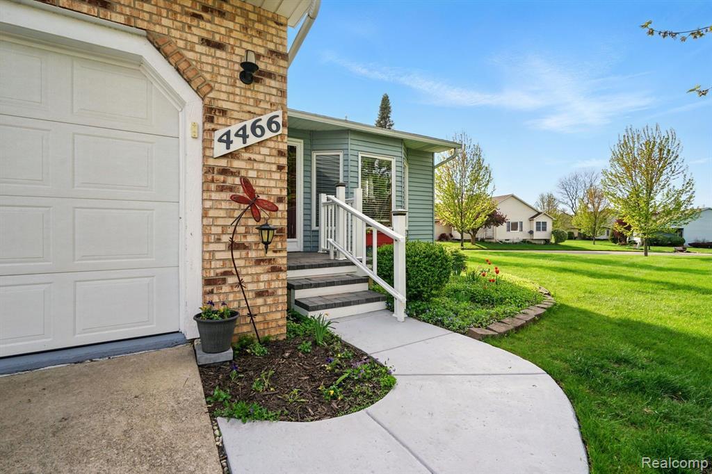 4466 Colony Court