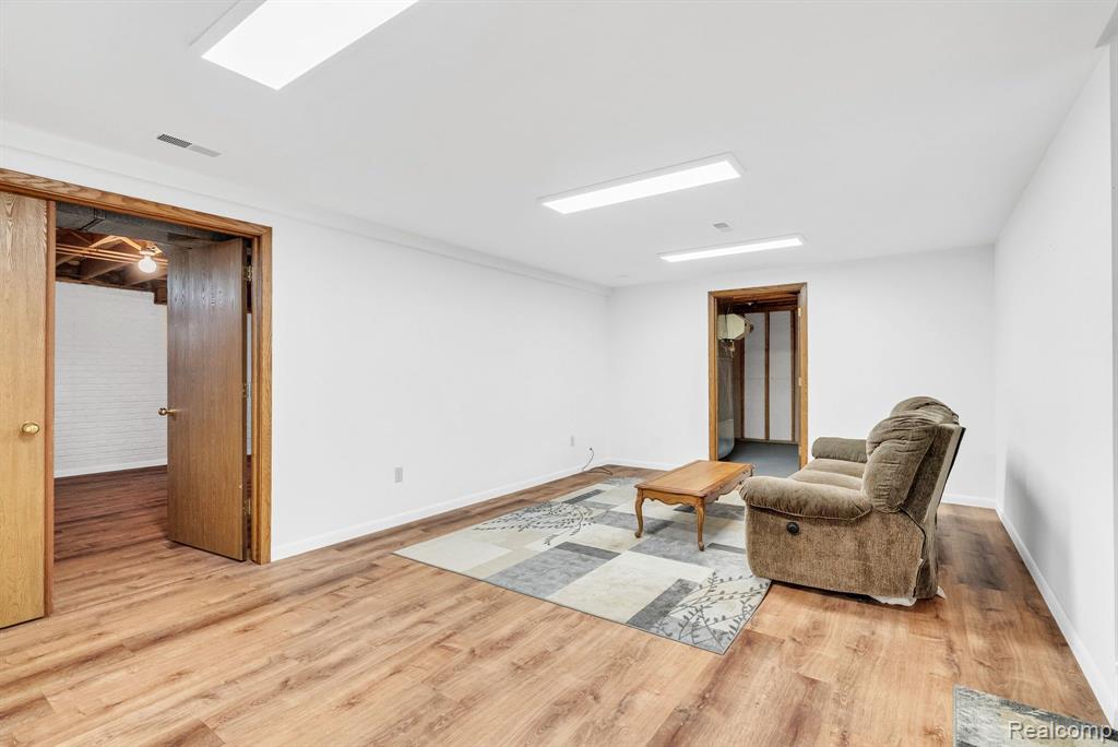 836 Boutell Drive