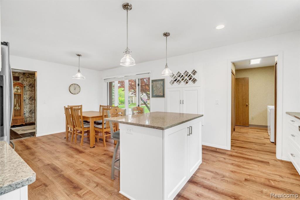 836 Boutell Drive