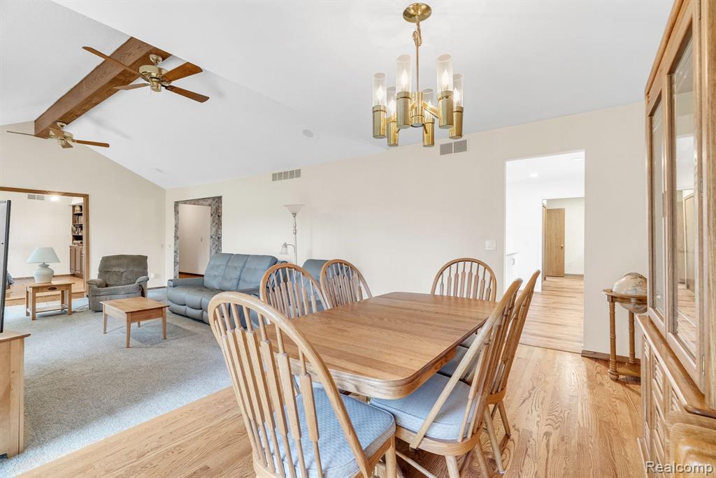 836 Boutell Drive