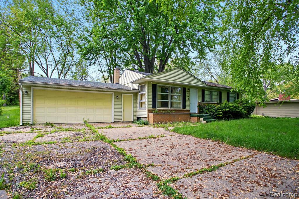 1469 Westwood Drive