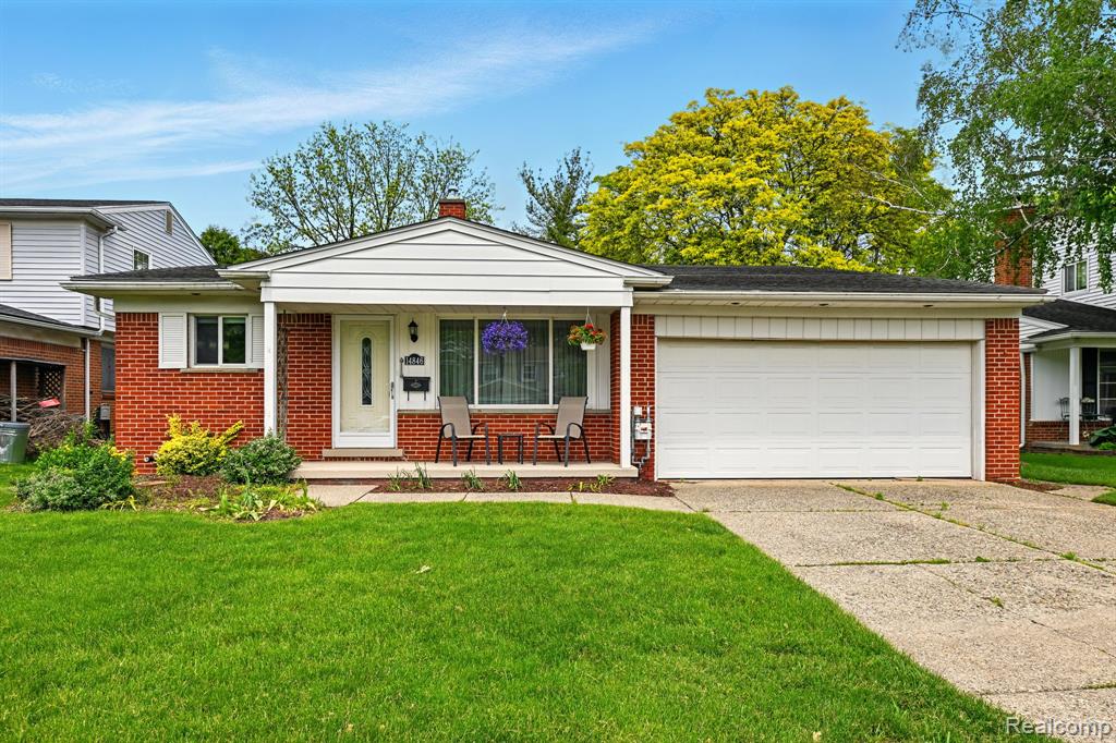 14846 Lakewood Drive