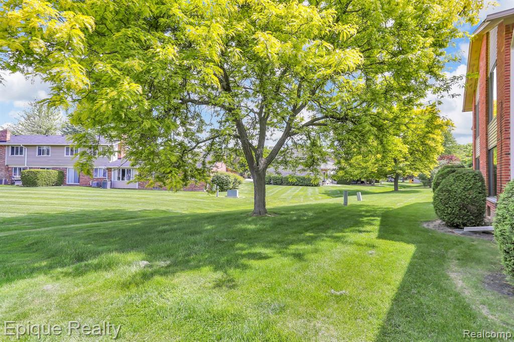42276 Lochmoor Street # 56