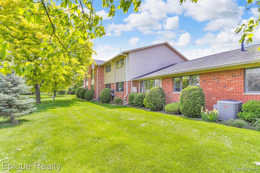 42276 Lochmoor Street # 56