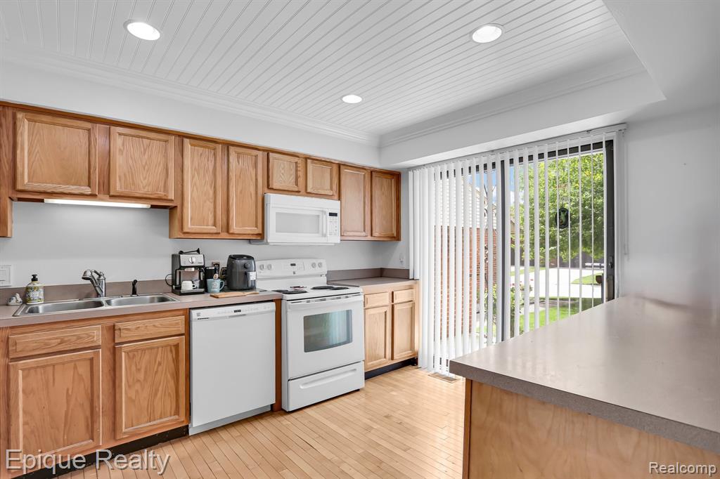 42276 Lochmoor Street # 56