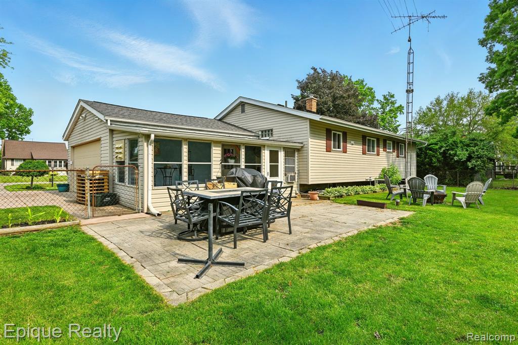 1331 Schafer Drive