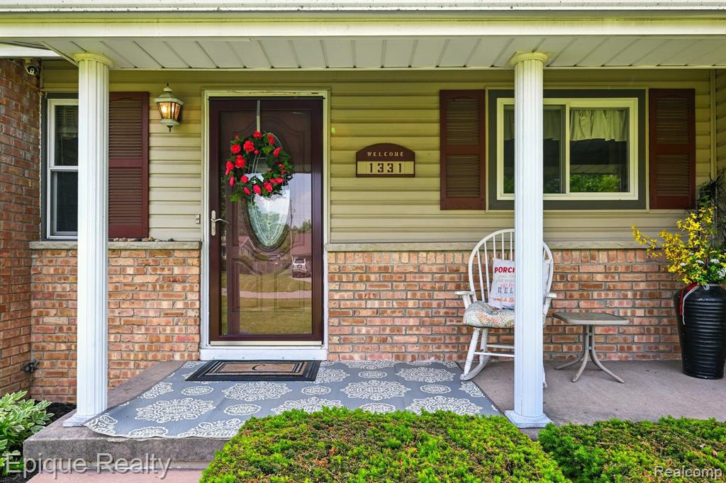 1331 Schafer Drive