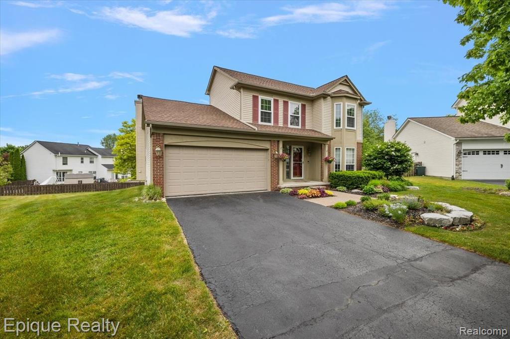 437 Cherry Hills Court