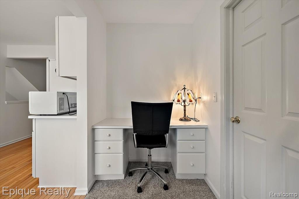 437 Cherry Hills Court
