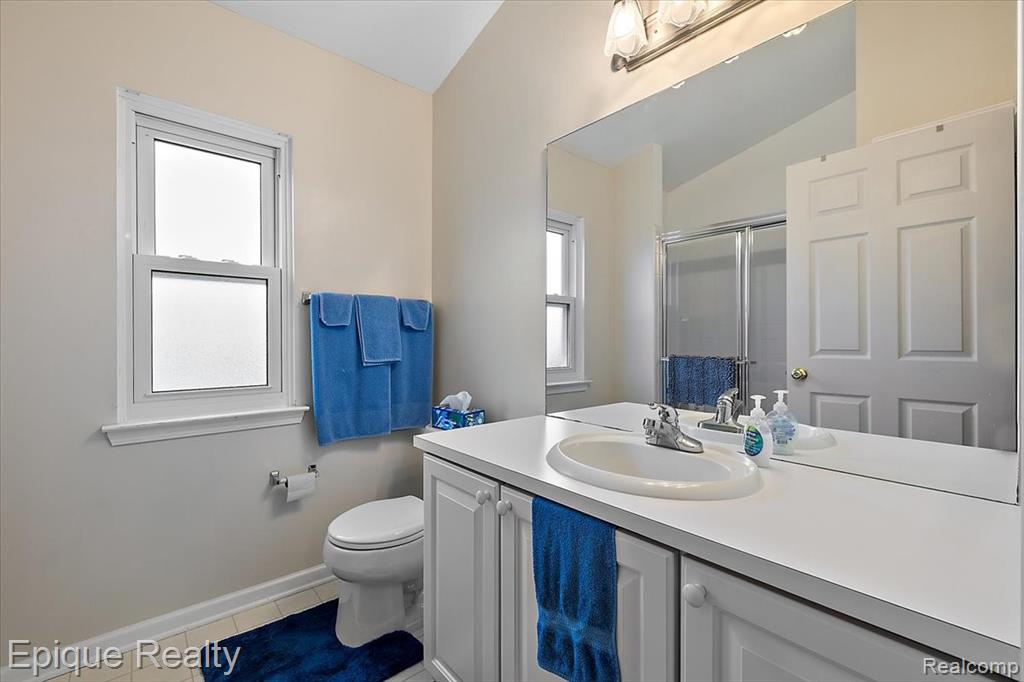 437 Cherry Hills Court
