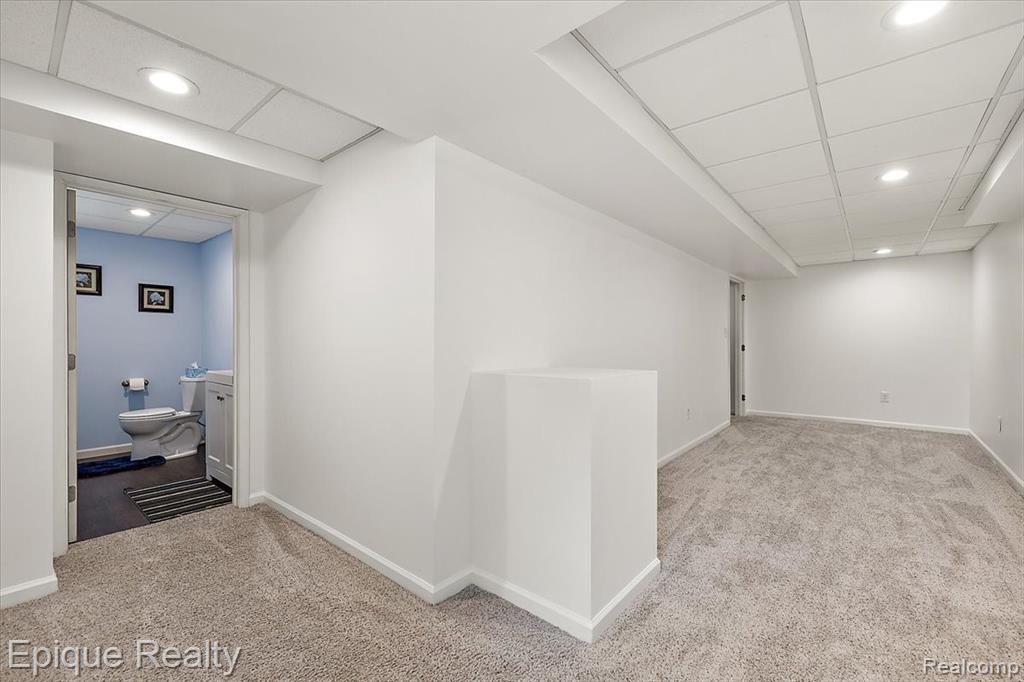 437 Cherry Hills Court