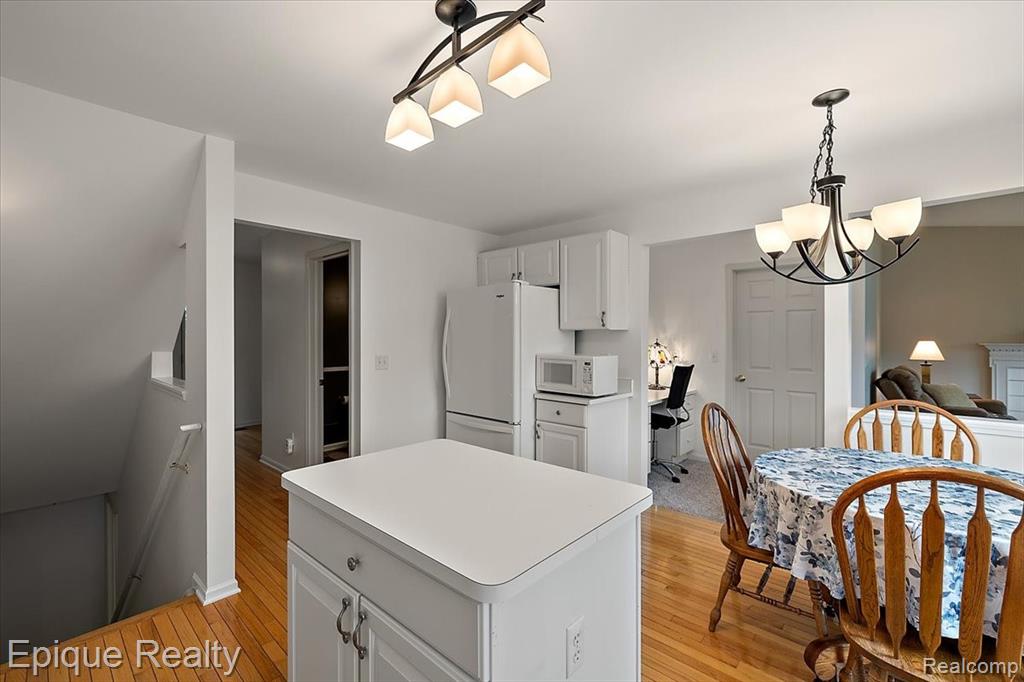 437 Cherry Hills Court