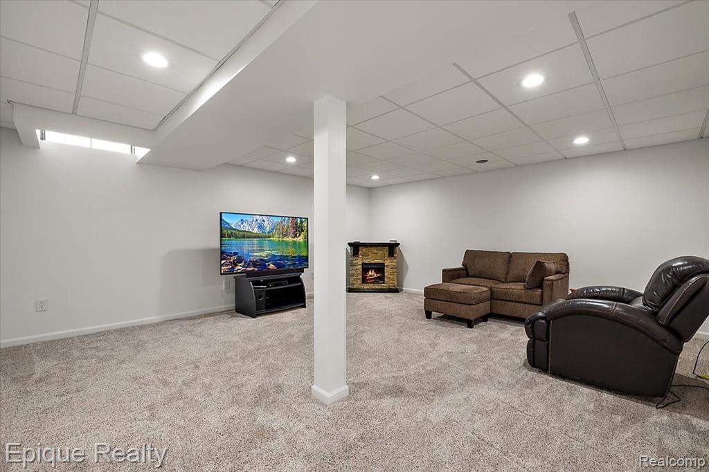 437 Cherry Hills Court