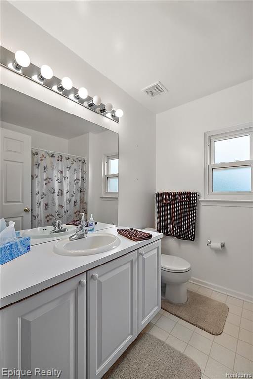 437 Cherry Hills Court