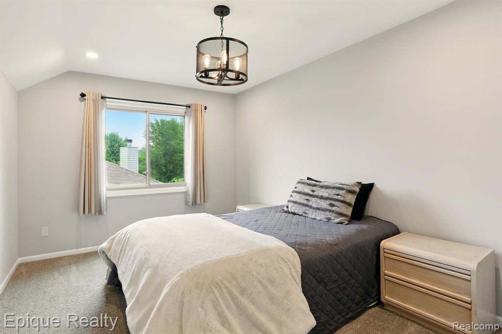36694 Maple Leaf Drive