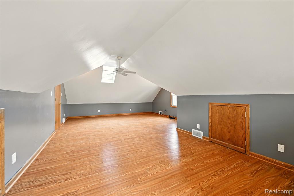7132 Shenandoah Avenue