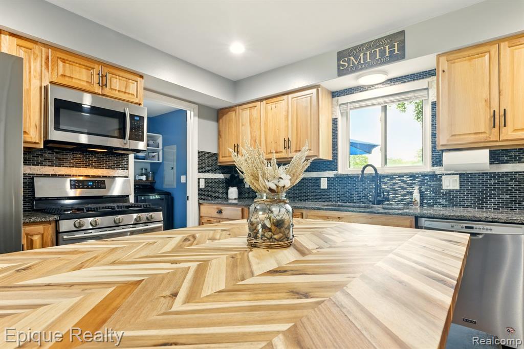 50536 Ryan Road