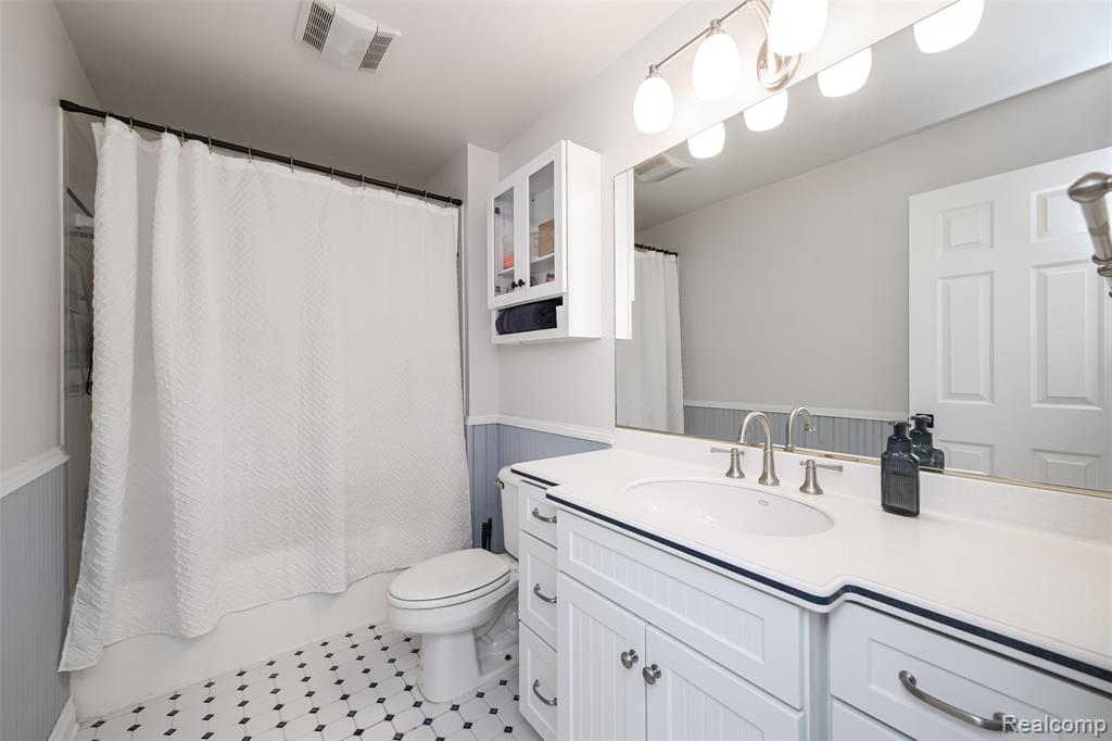 3376 Oak Park Drive