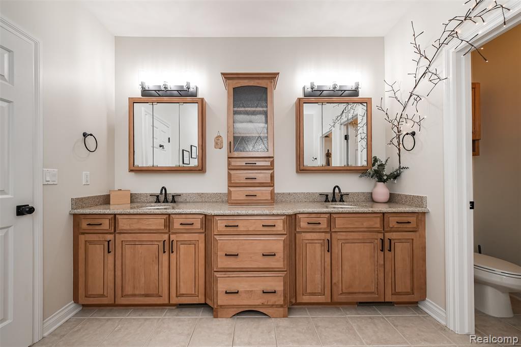 3376 Oak Park Drive