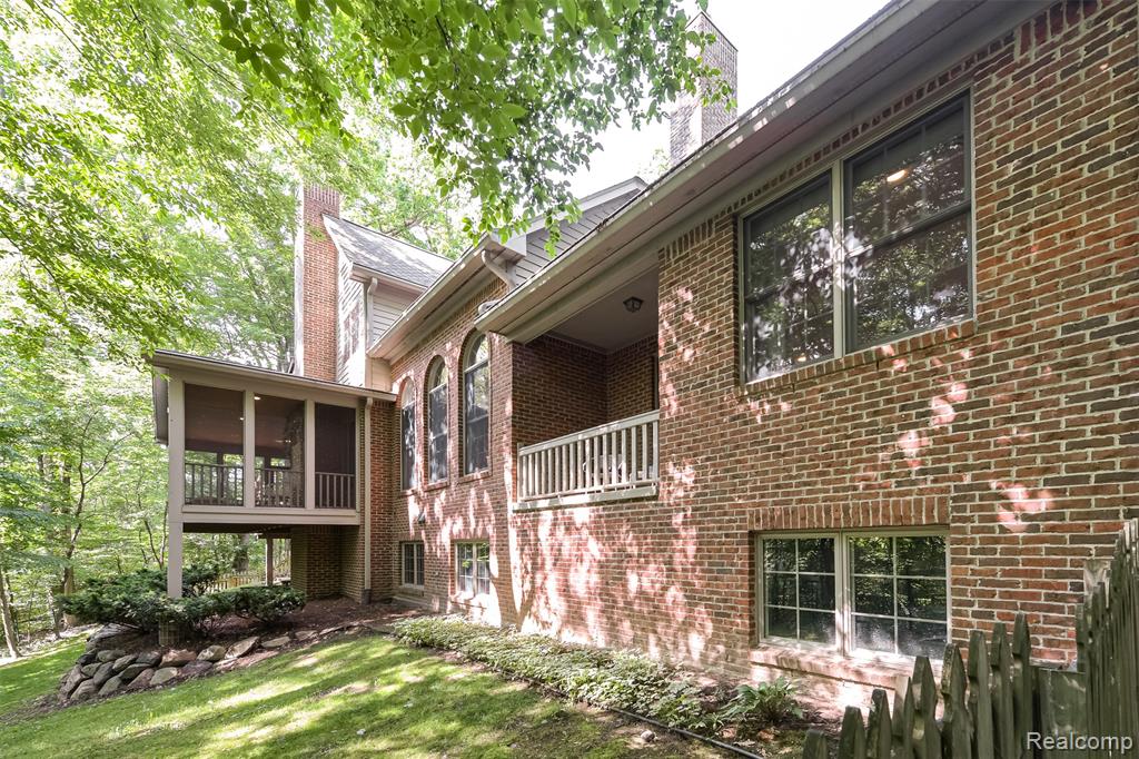 3376 Oak Park Drive