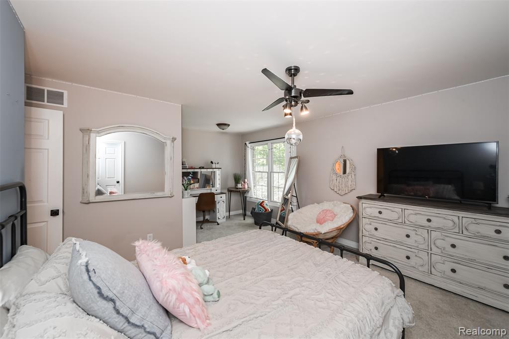 3376 Oak Park Drive