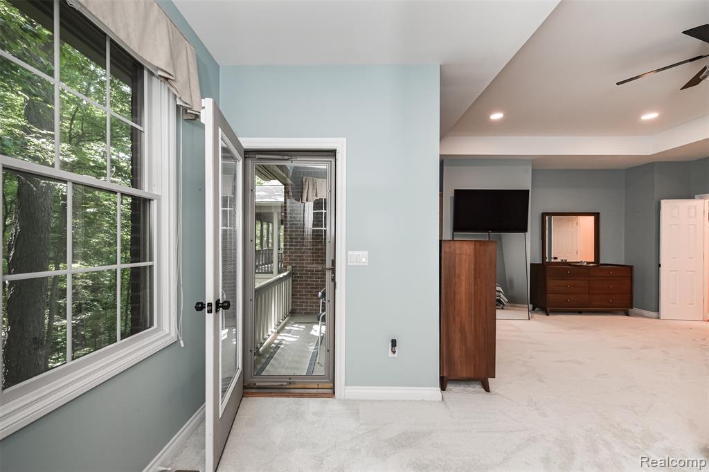 3376 Oak Park Drive