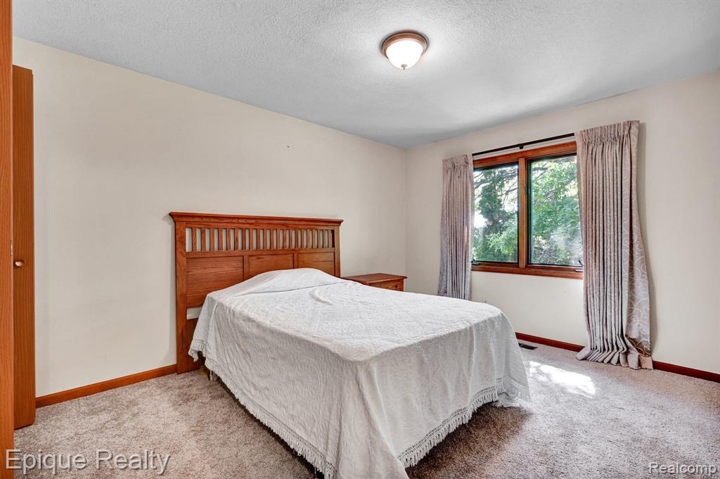 436 Dutch Hill Drive
