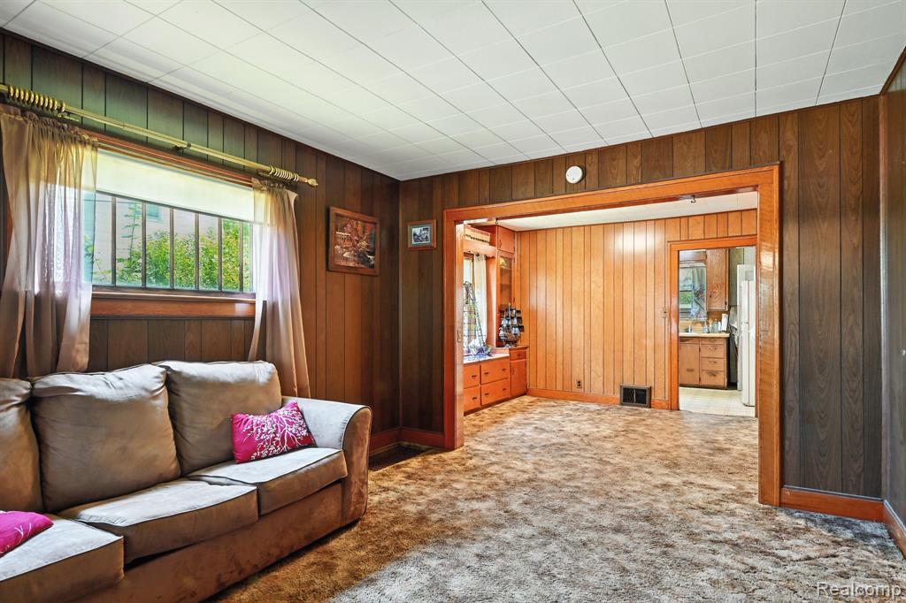 2517 Corunna Road