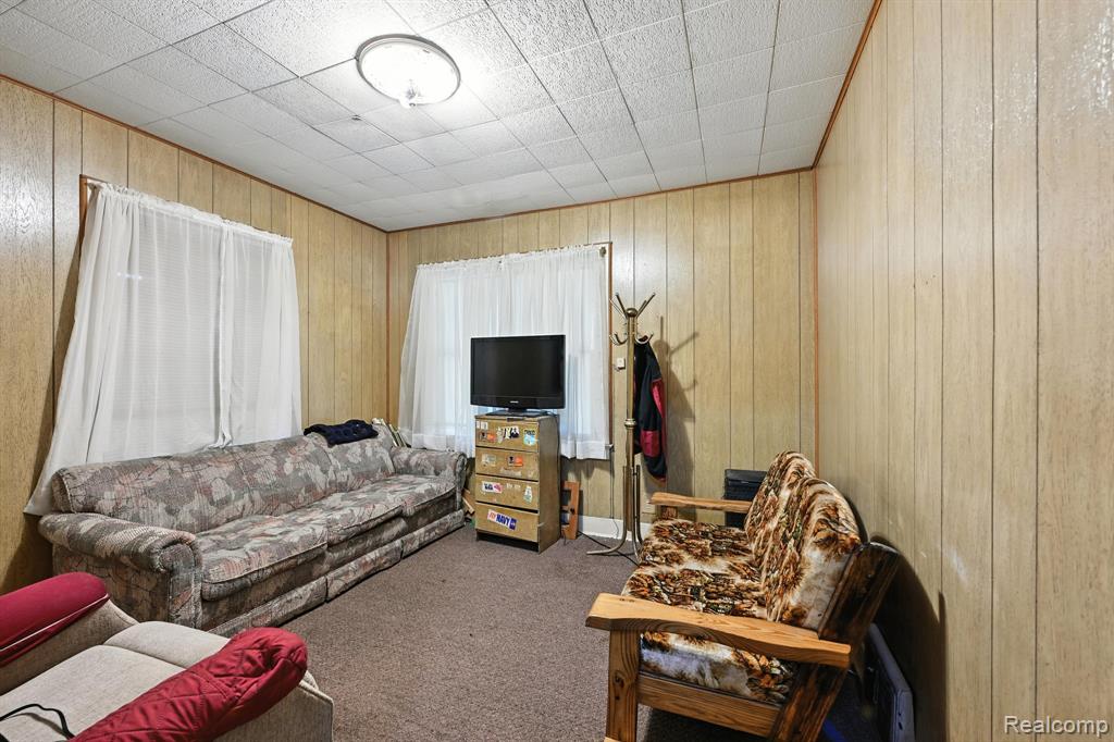 2517 Corunna Road