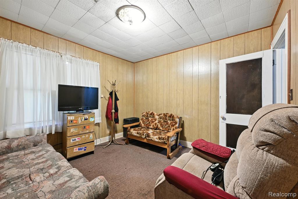 2517 Corunna Road