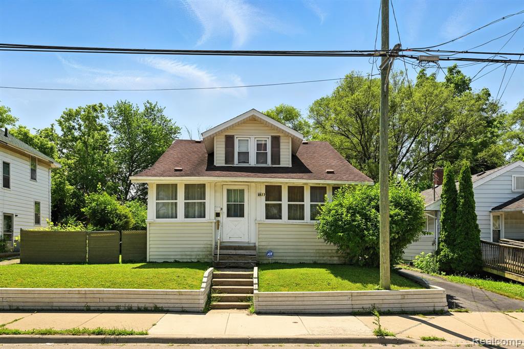 2517 Corunna Road