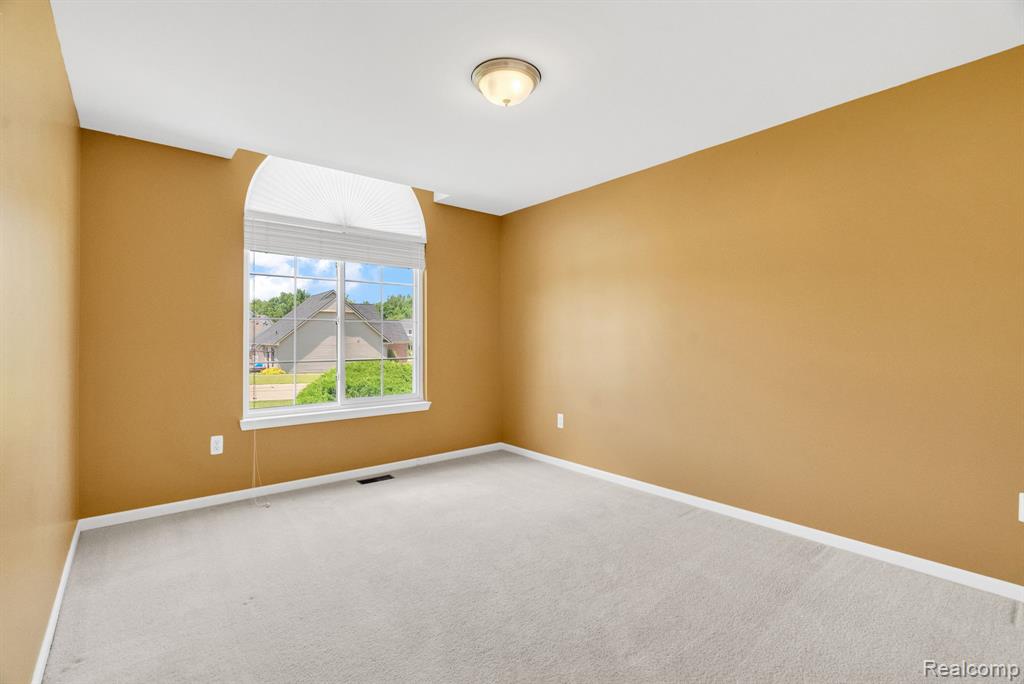 8419 Forest Glen Drive