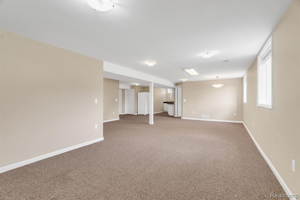 8419 Forest Glen Drive