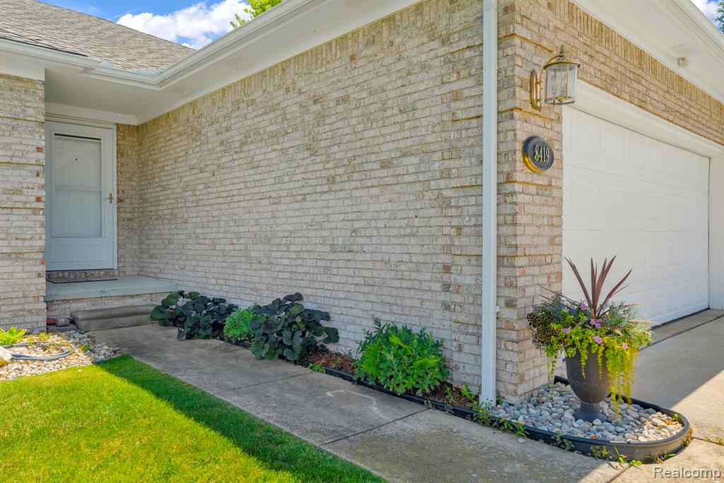 8419 Forest Glen Drive