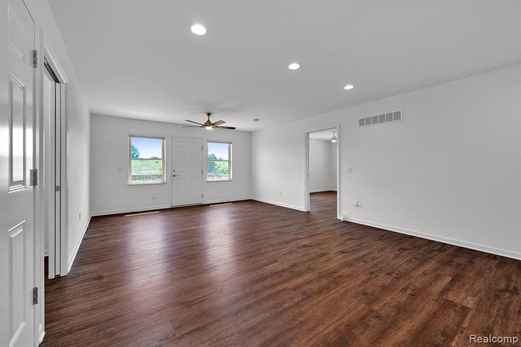 1295 Elliot Court