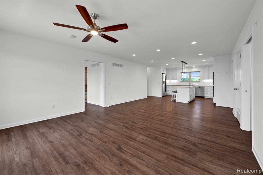 1295 Elliot Court