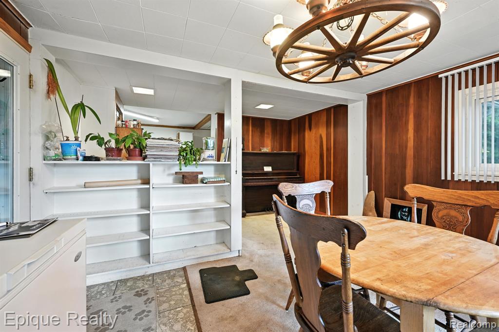 1209 Applewood Drive