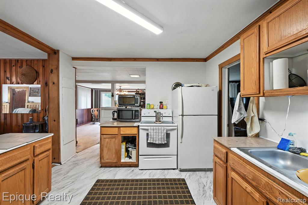 1209 Applewood Drive