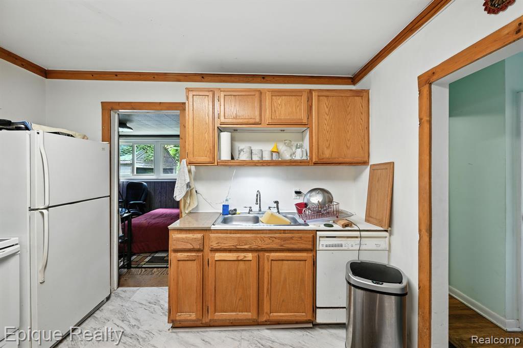1209 Applewood Drive