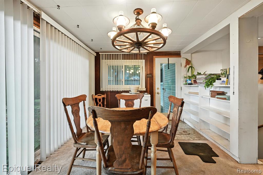 1209 Applewood Drive