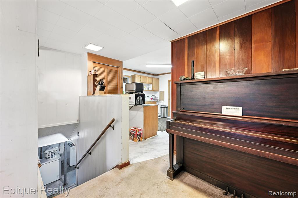 1209 Applewood Drive