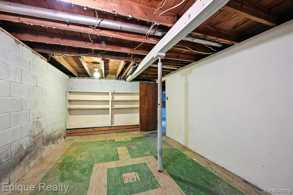 1209 Applewood Drive
