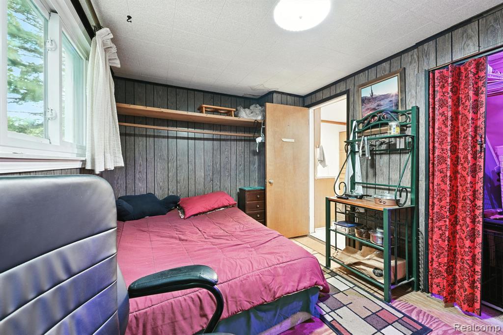 1209 Applewood Drive