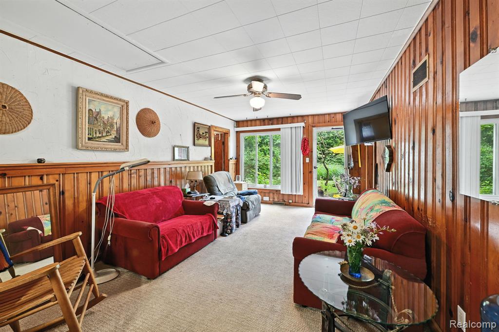 1209 Applewood Drive