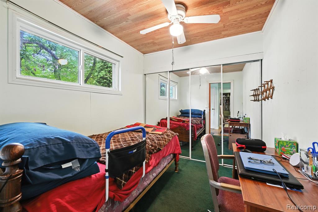 1209 Applewood Drive