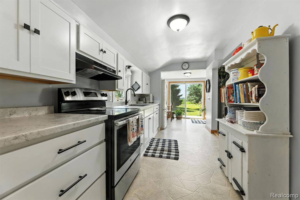 3747 Brown Road