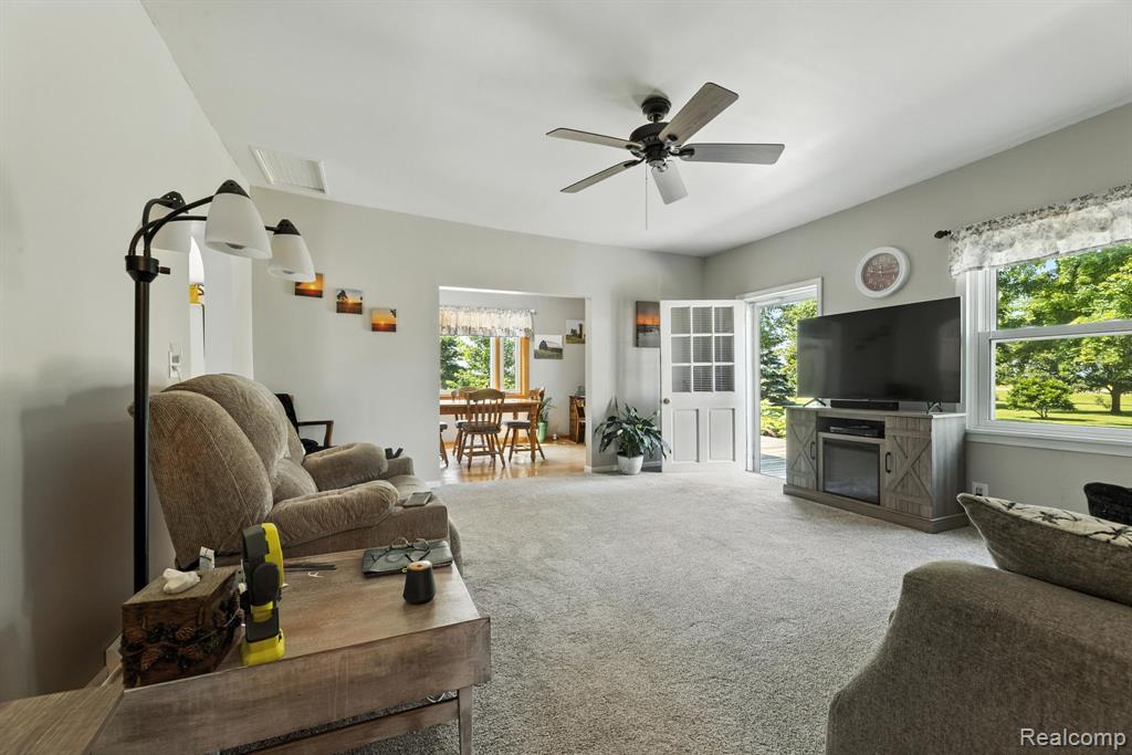 3747 Brown Road